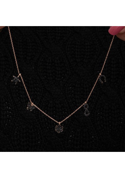 Gümüş Rose Şans Kadın Kolye modelleri