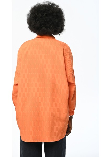 Kadın Kolları Büzgülü Desenli Oversıze Turuncu Gömlek indirimleri
