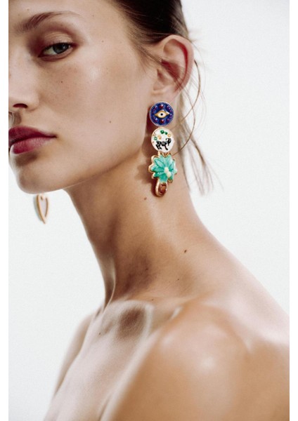 Zra Model Ağaç ve Kalp Desen Çelik Taşlı Küpe fiyatları