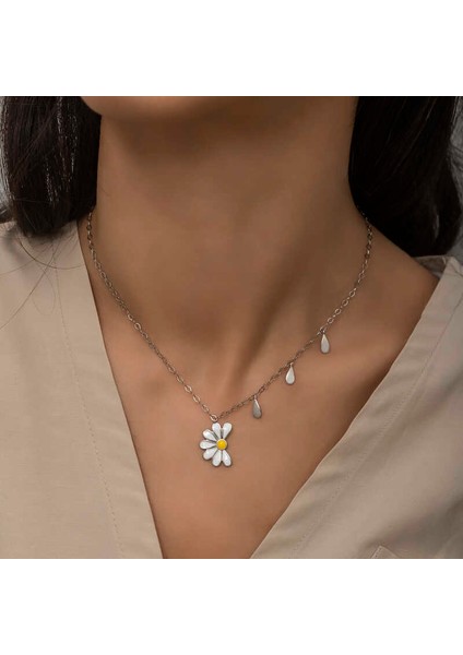 925 Ayar Gümüş Papatya Seviyor Sevmiyor Bayan Gümüş Kolye T5980 (800800) fırsatları