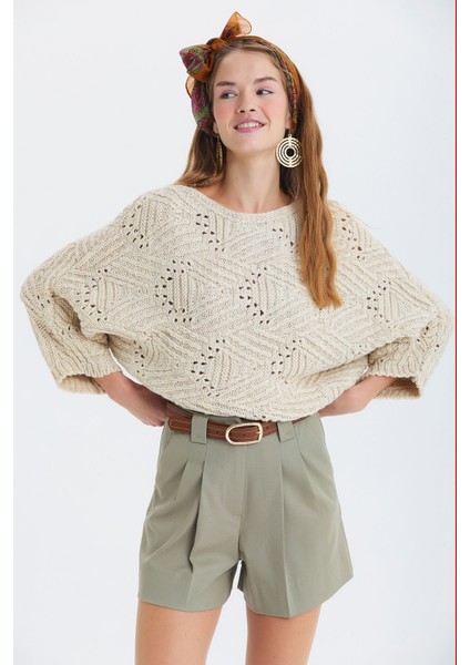 Oversize Örme Desenli Triko Kazak Bej modelleri