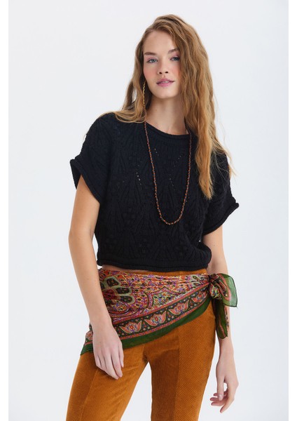 Örgü Desenli Kısa Kollu Kazak Siyah fırsatları