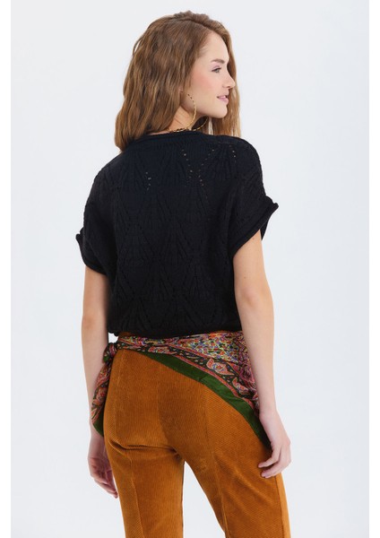 Örgü Desenli Kısa Kollu Kazak Siyah indirimleri