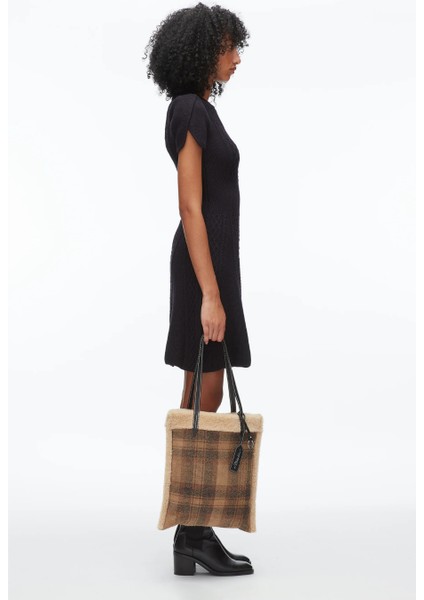 Kadın Slim Tote Omuz Çantası, Kuzu Derisi fiyatları