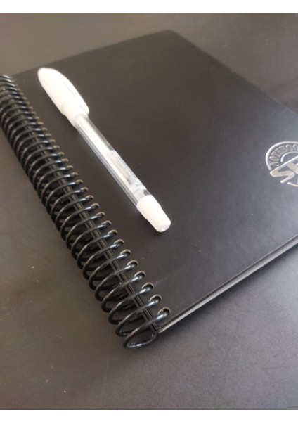 Siyah Defter ve Beyaz Jel Kalem Seti