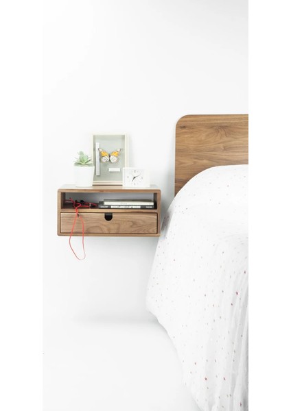 Luna Duvara Monte Ahşap Komodin