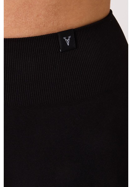 Sally Yüksek Bel Esnek ve Toparlayıcı Seamless Spor Şort fırsatları