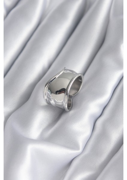 Gümüş Renk Plaka Kadın Yüzük - Lisinya