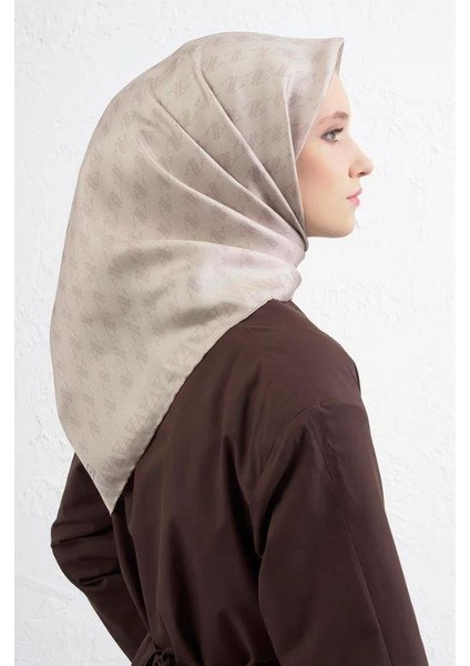 2025 Desenli Saf Ipek Twill Eşarp 9412-82 fiyatları