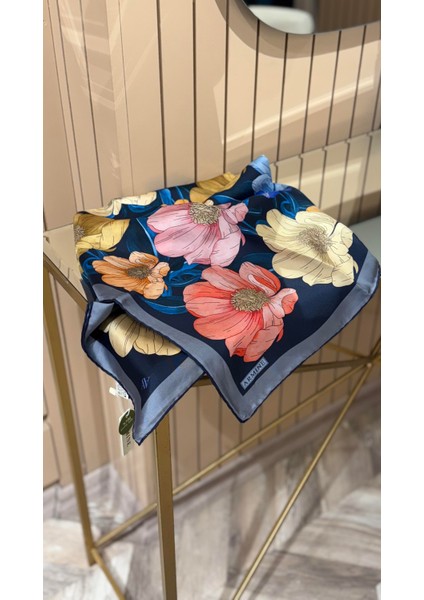 2025 Desenli Saf Ipek Twill Eşarp 9403-54 fiyatları