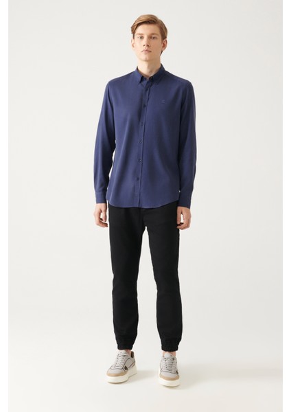 Erkek Lacivert Düğmeli Yaka Keten Karışımlı Slim Fit Gömlek B002001