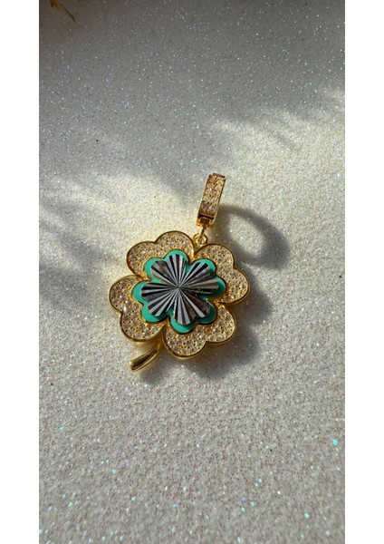 Şans Yoncası Turkuaz Mineli Çarkıfelek Model Yonca Kolye Ucu 925 Ayar Gümüş