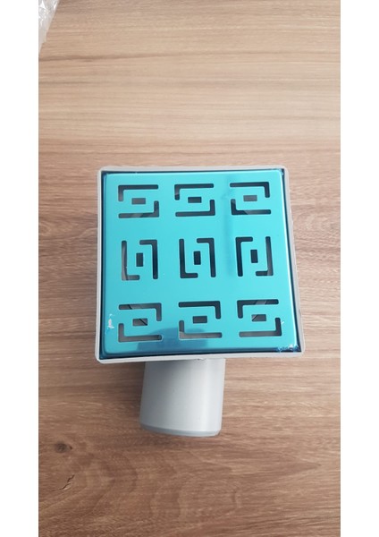 DUŞ YER SÜZGECİ METAL KAPAKLI KOKU ÖNLEYİCİLİ YANDAN ÇIKIŞLI 10X10CM