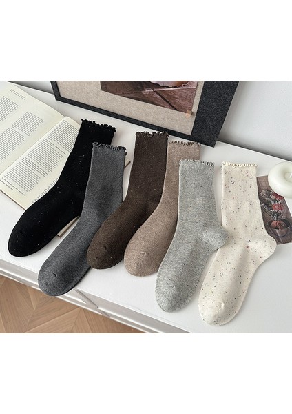 Çok Uyumlu Kulaklı Dantelli Kısa Çorap (Yurt Dışından) fırsatları