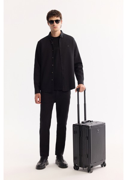 Erkek Siyah Düğmeli Yaka Pamuklu Soft Touch Regular Fit Gömlek B002036