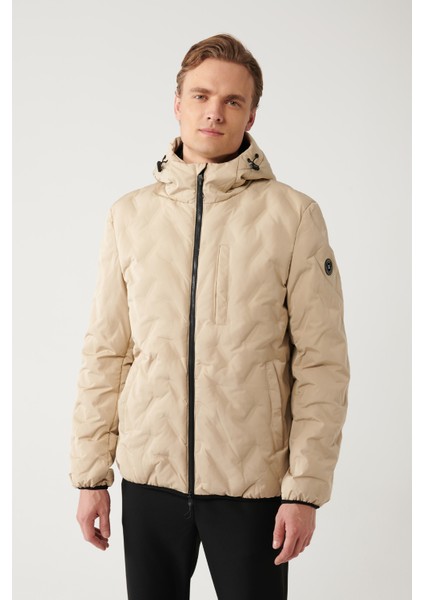 Erkek Bej Yapıştırma Desenli Su İtici Kumaşlı Kapüşonlu Şişme Mont A32Y6041