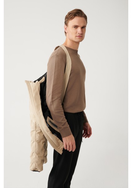 Erkek Bej Yapıştırma Desenli Su İtici Kumaşlı Kapüşonlu Şişme Mont A32Y6041