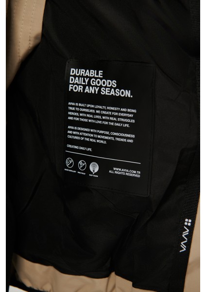 Erkek Bej Yapıştırma Desenli Su İtici Kumaşlı Kapüşonlu Şişme Mont A32Y6041