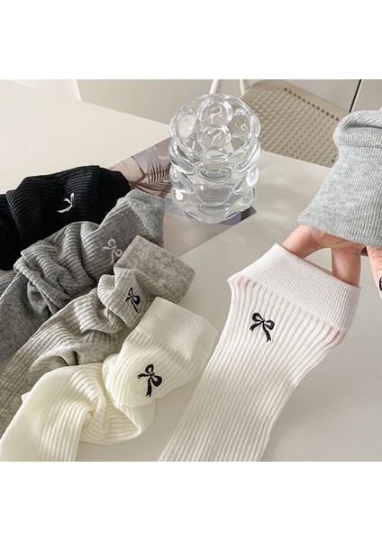 Karikatür Yarım Kadife Zemin Çorabı (Yurt Dışından) fiyatları