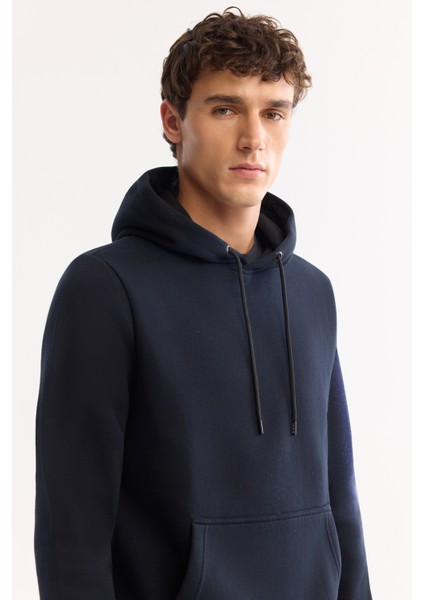 Erkek Lacivert Şardonlu Kumaş Bisiklet Yaka Basic Sweatshirt E001018