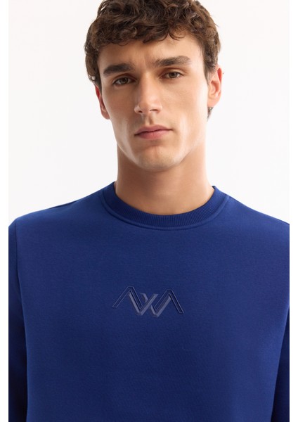 Erkek Saks Bisiklet Yaka Pamuklu Şardonlu Baskılı Regular Fit Sweatshirt B001033