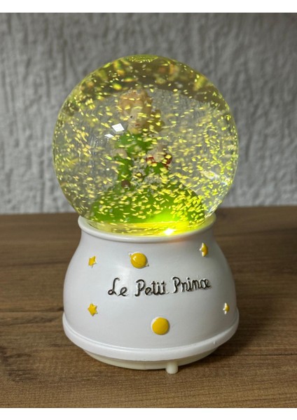 Küçük Prens Işıklı Müzikli Kar Püskürtmeli Orta Boy Pilli Kar Küresi fiyatları