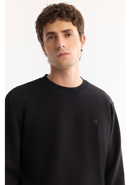 Erkek Siyah Bisiklet Yaka Pamuklu Bi-Stretch Regular Fit Sweatshirt A52Y1271