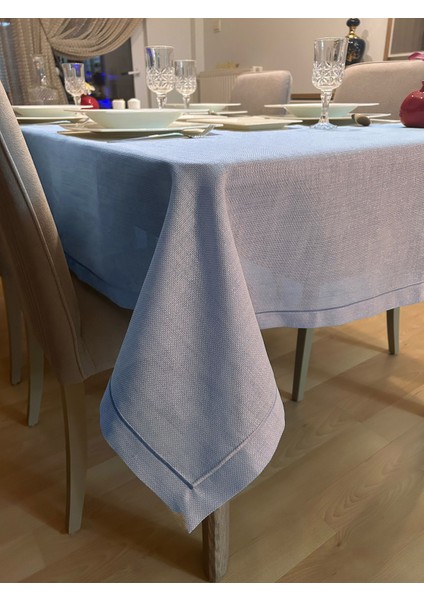 Çeyizlik Piko Sarma Detaylı Dertsiz Masa Örtüsü Simli Gümüş