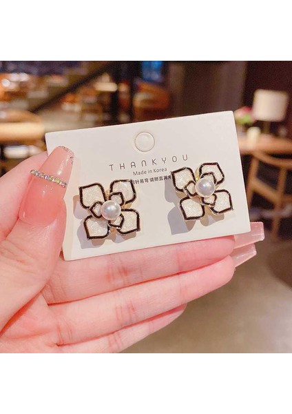 Niche, Li Tasarım Küpeler (Yurt Dışından)