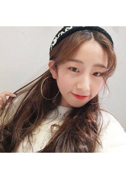 S925 Saf Gümüş Halka, Büyük Yuvarlak Küpe, Kadınlar Için Zarif, Avrupa-Amerika Tarzı A Tılı, Güney Kore Modası, Sade ve Kişisel, Her Kombinle Uyumlu, Trendsetici (Yurt Dışından) fiyatları