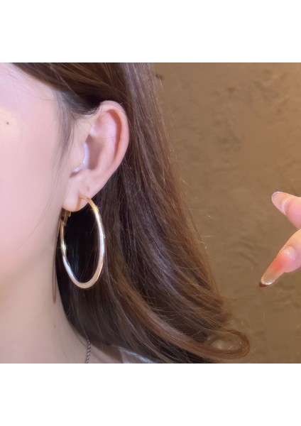 Sade Halka Küpeler, Lite ve Zarif Tasarım (Yurt Dışından) fırsatları