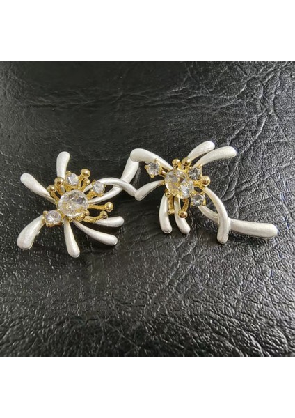 Yapay Elmaslı Kadın Küpesi (Yurt Dışından)