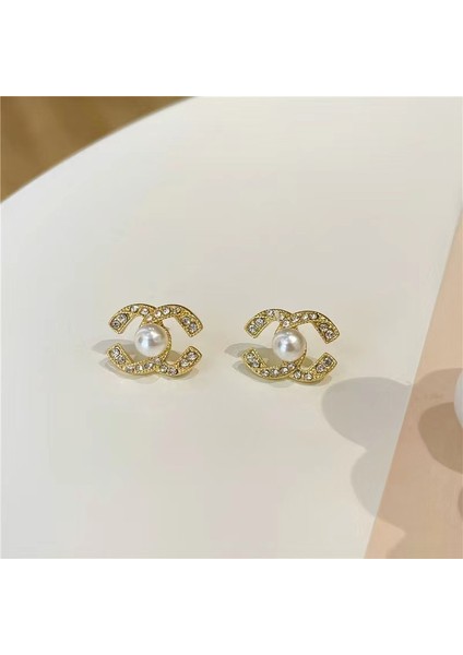 Zarif ve Çok Yönlü Küpeler (Yurt Dışından)