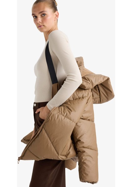 Relax Fit Kapüşonlu Fermuarlı Şişme Parka F2896AX25WN