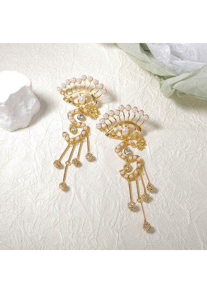 Retro Işlemeli A Tılı Göz Şekilli Elmaslı Püsküllü Küpe Bilezik (Yurt Dışından)