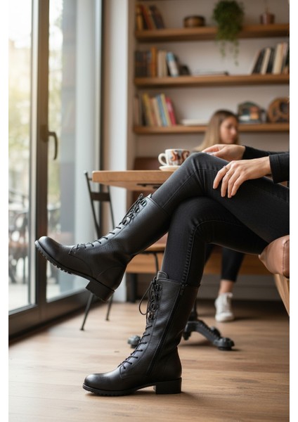 Modesa Hakiki Deri Siyah Yıldızlı Fermuarlı & Bağcıklı Kadın Bot VK_0003