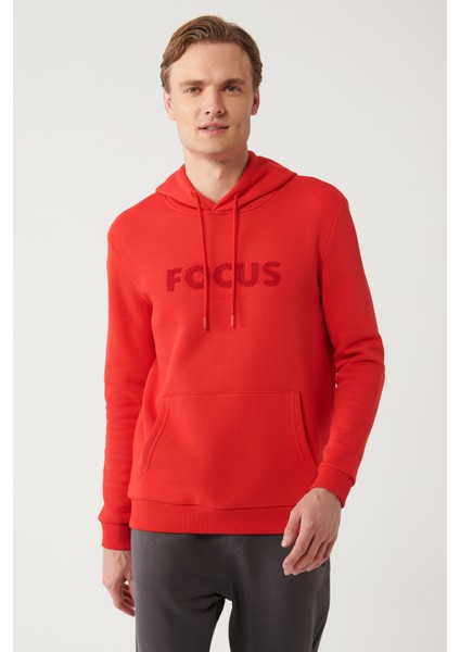 Erkek Kırmızı Şardonlu Kumaş Kapüşonlu Yaka Süzene Nakışlı Kanguru Cepli Sweatshirt A32Y1193