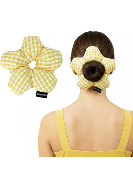 El Yapımı Elyaf Dolgulu Topuz Tokası: Pofuduk Çiçek Şıklığı!