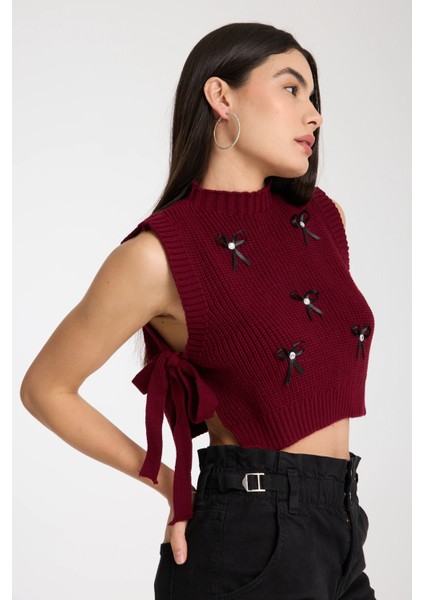 Kurdele Detaylı Triko Crop Süveter indirimleri