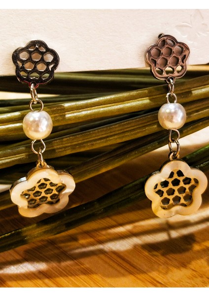 Lüks Figürlü Sallantılı Gösterişli Küpe fiyatları