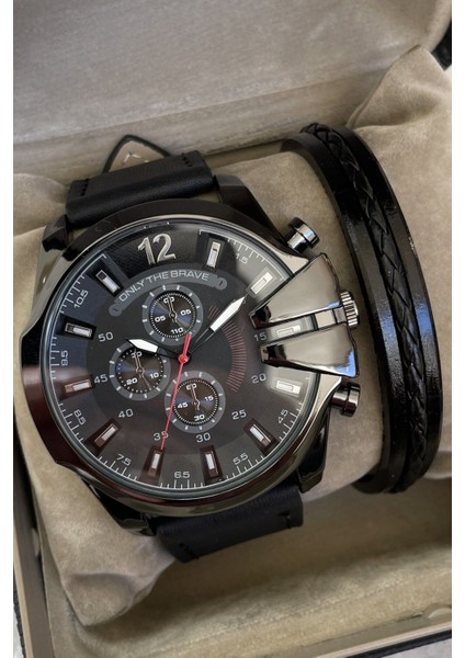 Kalite ve Şıklığın Buluştuğu Bileklikli Erkek Kol Saatleri Burada! fırsatları