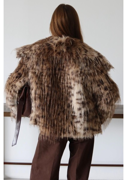 Mendil Yaka Saçaklı Leopar Desen Suni Kürk Ceket Kamel 1017