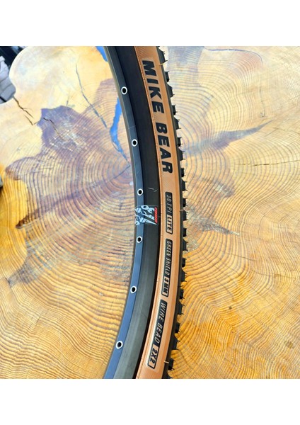 Heugers Mike Bear 26X2.35 Amber Yanaklı Zırhlı Dağ Bisikleti Dış Lastiği – 3mm Obor Zırh Teknolojisiyle modelleri