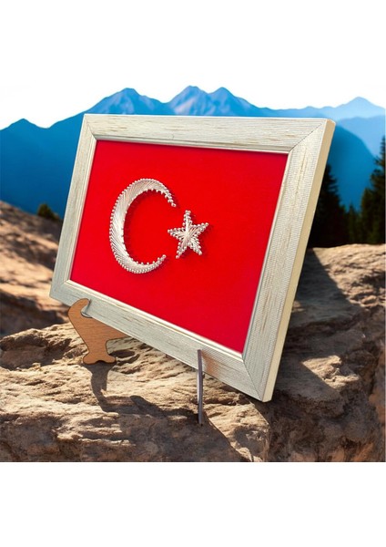 Ayyıldız Türk Bayrağı Filografi Tablo Çerçeveli 29X38 cm Ayaklık Hediyeli Askılıklı modelleri