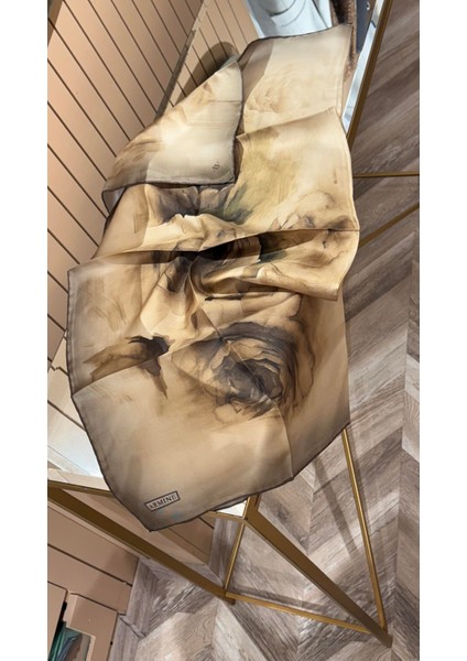 2025 Desenli Saf Ipek Twill Eşarp 9426-54 fiyatları