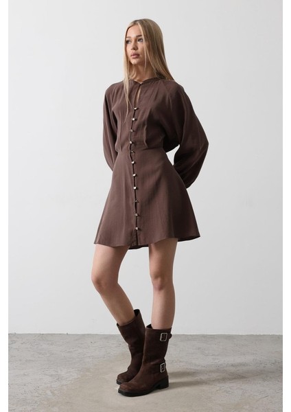 Gold Rengi Düğme Detaylı Elbise - Kahve fiyatları