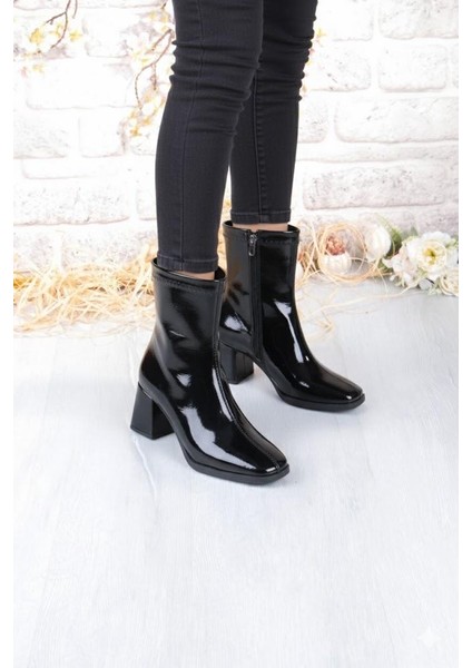 1194 Uraz Rugan Rahat 6 cm Kalın Topuk Yüksekliği Kut Burun Kadın Bot