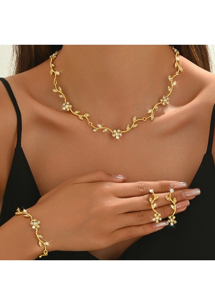 Kış Modası Hafif Lüks Elmaslı Yaprak Çiçekli Kolye, Küpe ve Bileklik Üçlü Set (Yurt Dışından) fiyatları