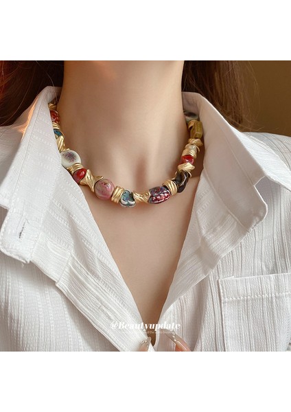 Geleneksel Tarzda Seramik Çiçek Kolye (Yurt Dışından) fırsatları