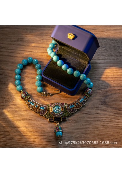 Hafif Lüks Işlemeli Rhenium Kristal Retro Antika Kolye (Yurt Dışından) modelleri